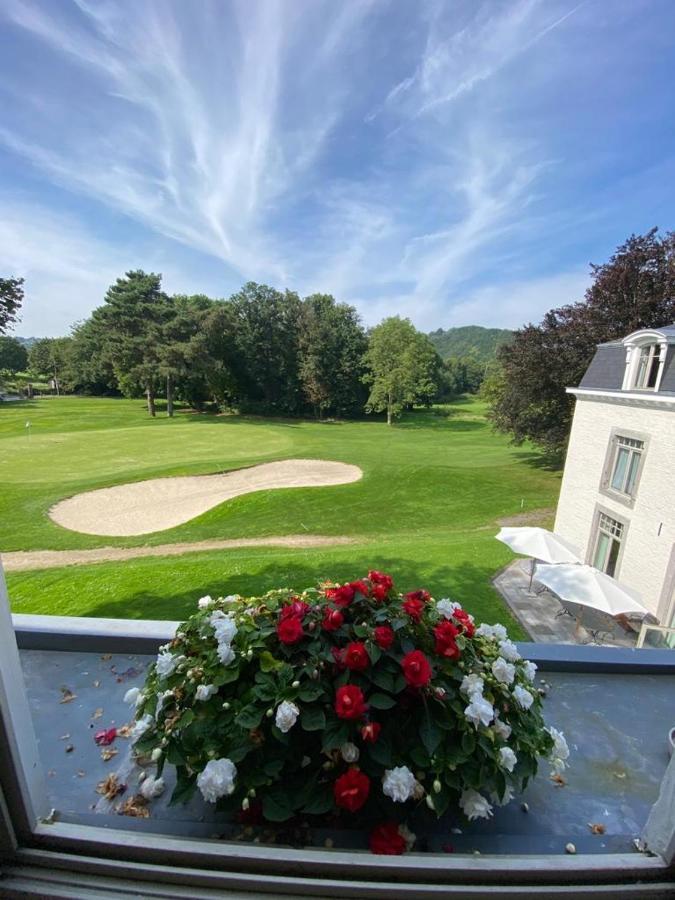 La Chambre Et Le Studio Du Chateau Du Golf De Bernalmont Liège Kültér fotó