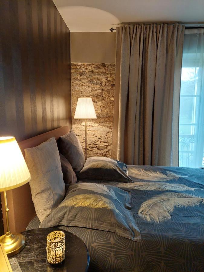 La Chambre Et Le Studio Du Chateau Du Golf De Bernalmont Liège Kültér fotó