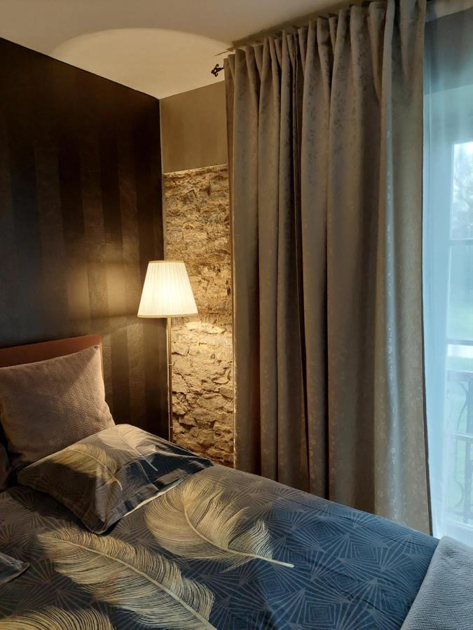 La Chambre Et Le Studio Du Chateau Du Golf De Bernalmont Liège Kültér fotó