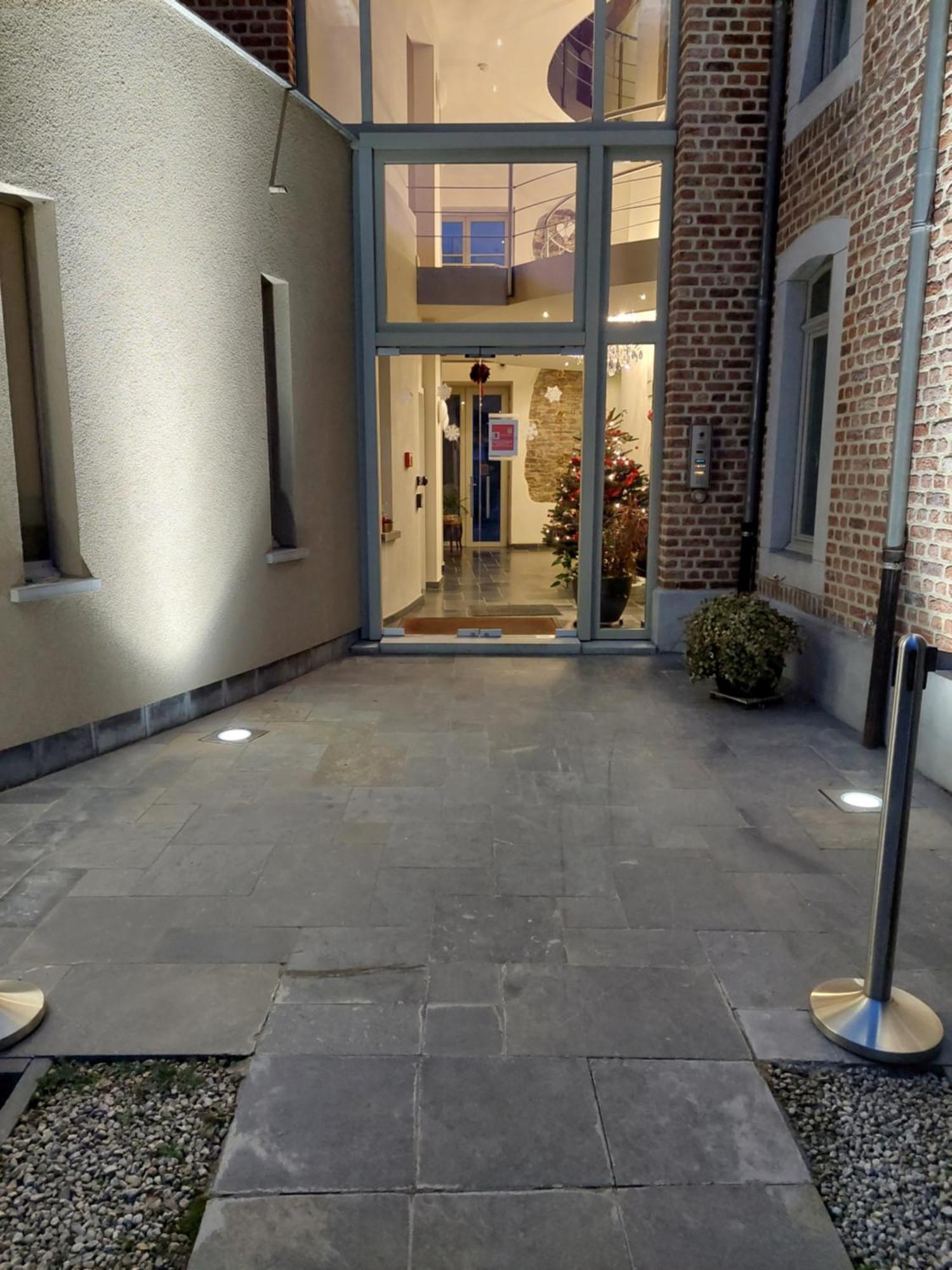 La Chambre Et Le Studio Du Chateau Du Golf De Bernalmont Liège Kültér fotó